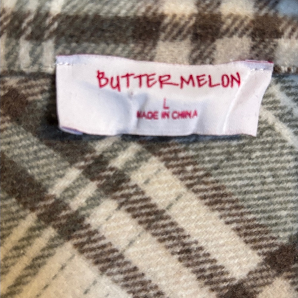 Butter Melon Cropped, Flannel Shacket Jacket Size Large Never Worn View 2